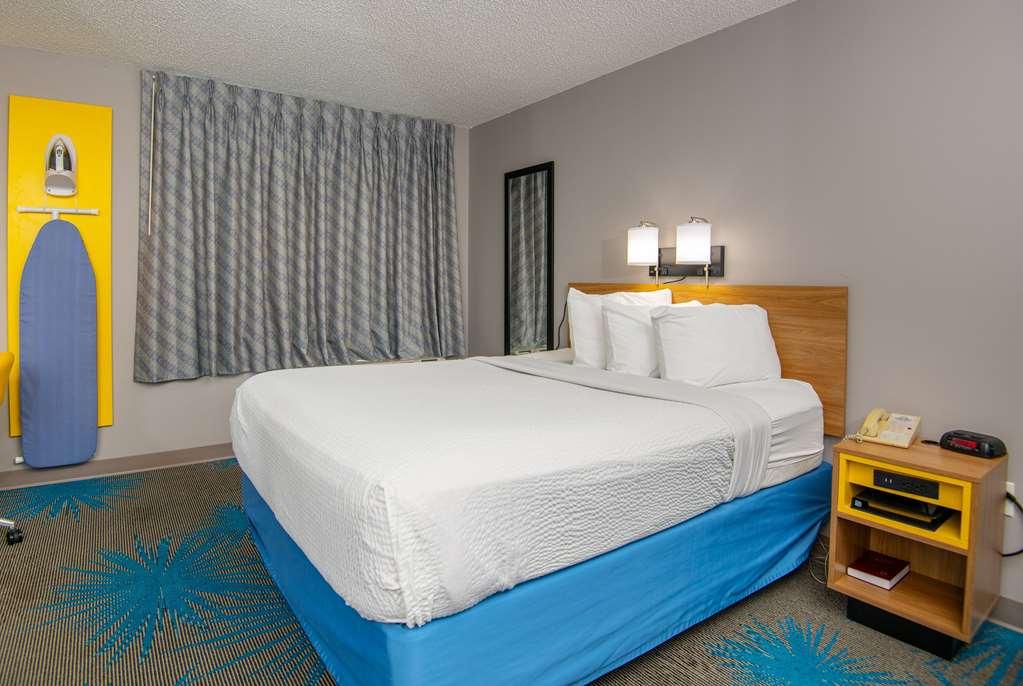 Days Inn By Wyndham Coeur D'Alene Rum bild